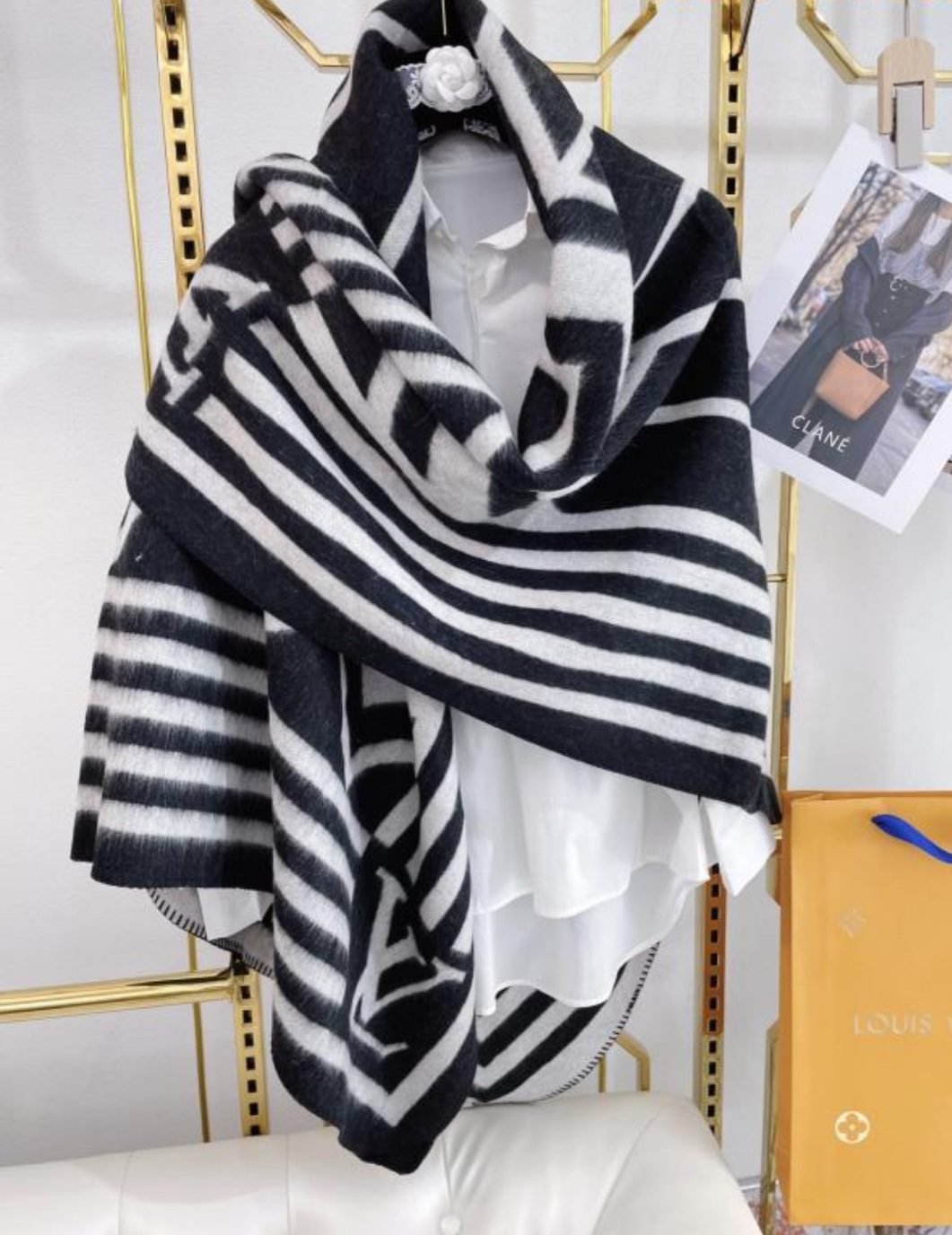 LV Women's Scarf