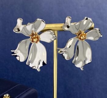 Celine Flower Earrings